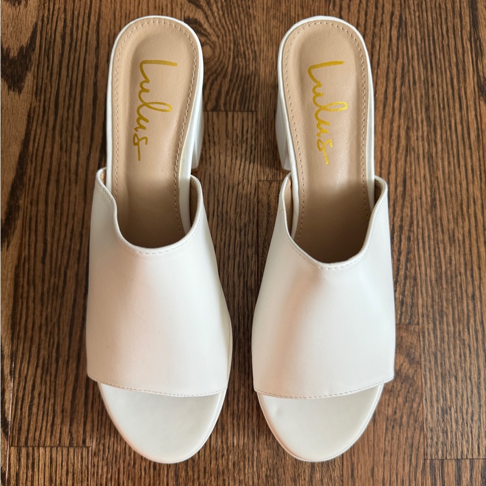 Lulus Curtis Platform Peep Toe High Heel - White.